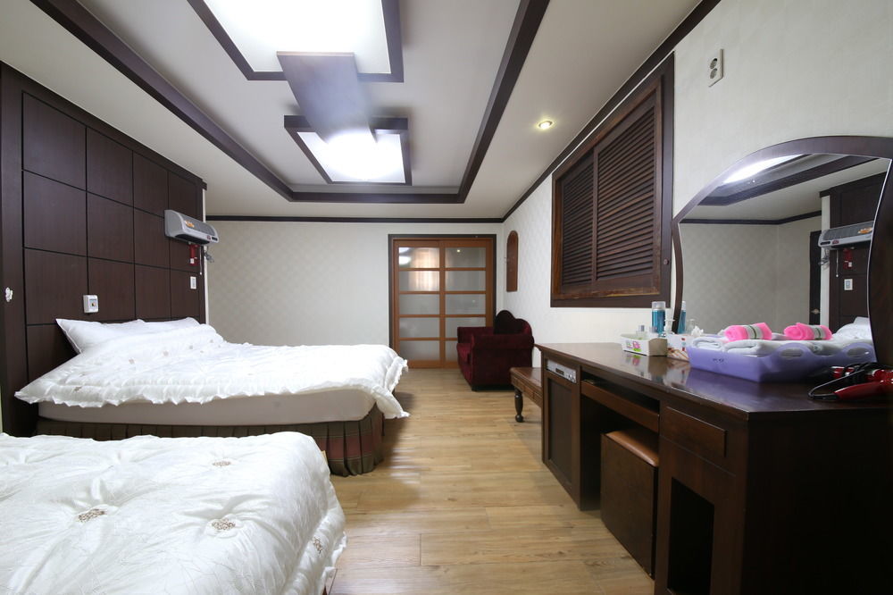 Bali Motel Daejeon Dış mekan fotoğraf